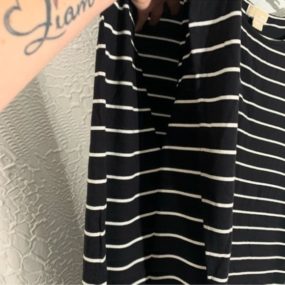 NWOT! Michael Kors Flowing Sleeve Striped Blouse! - Picture 4 of 7